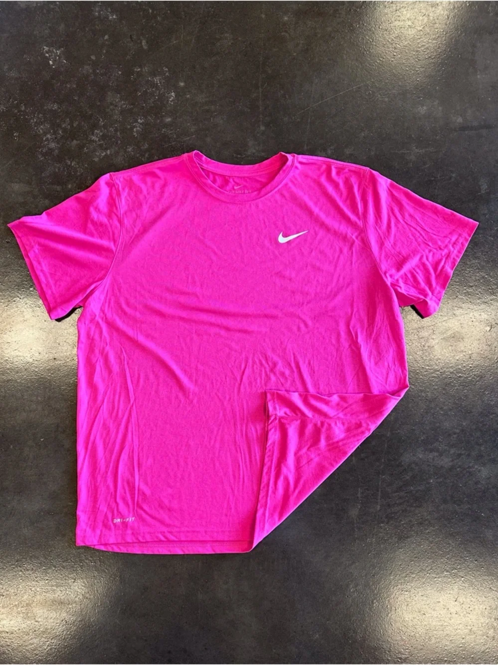 Nike dri-fit hot pink - Picture 1 of 5